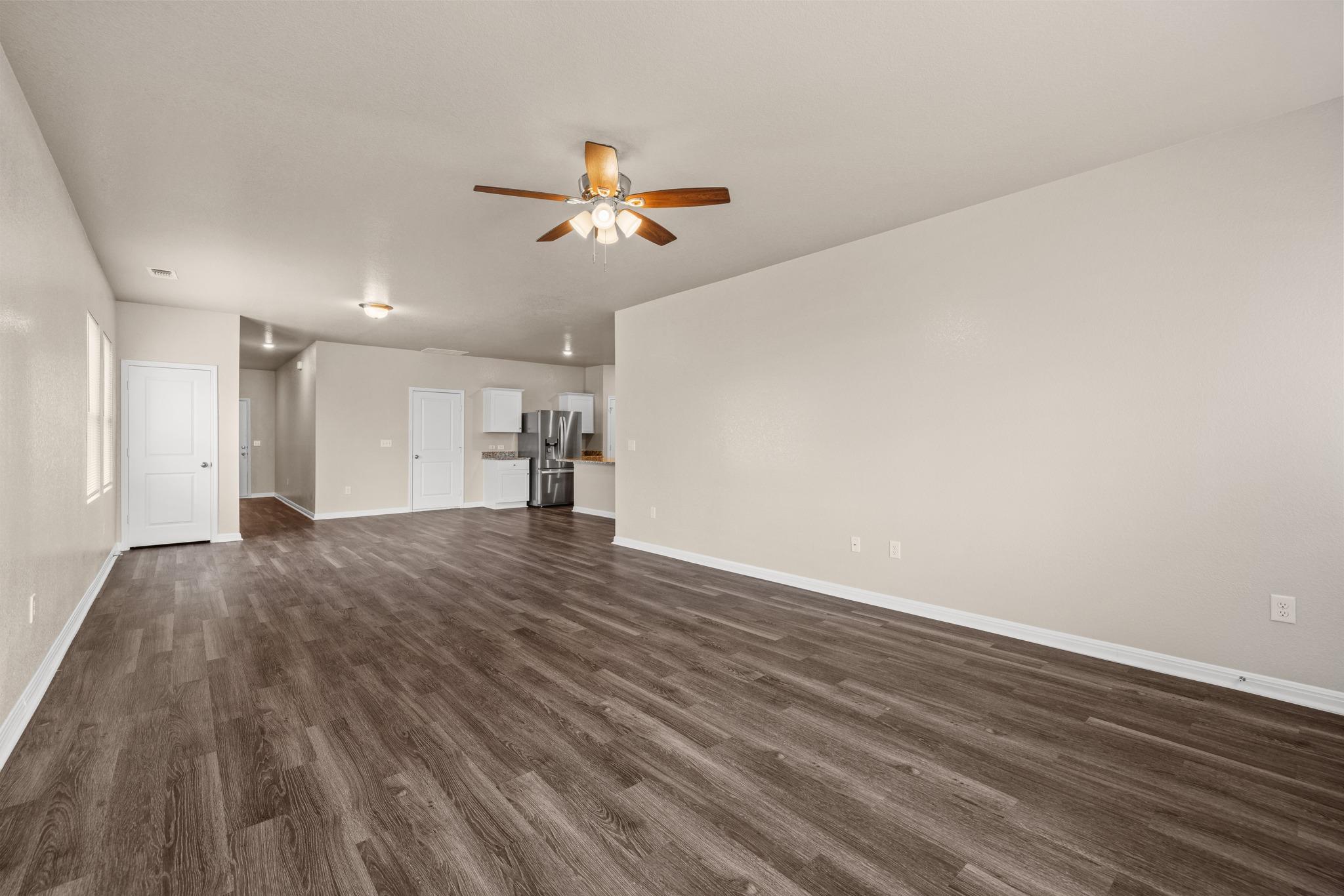 241 Night Riders Way, Jarrell, TX 76537