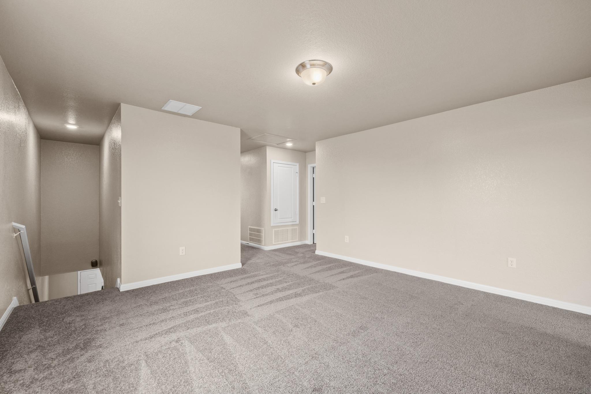 241 Night Riders Way, Jarrell, TX 76537