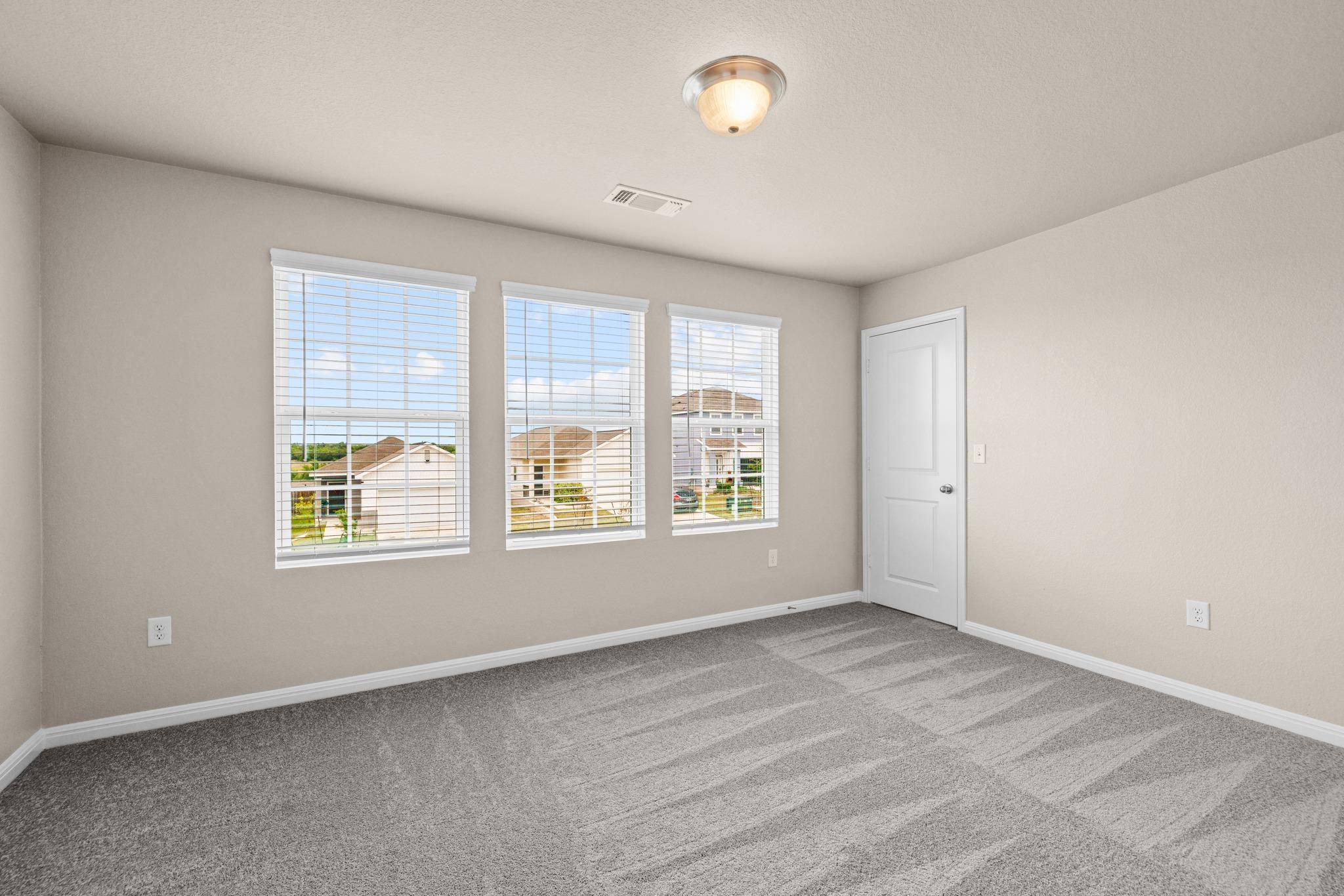 241 Night Riders Way, Jarrell, TX 76537