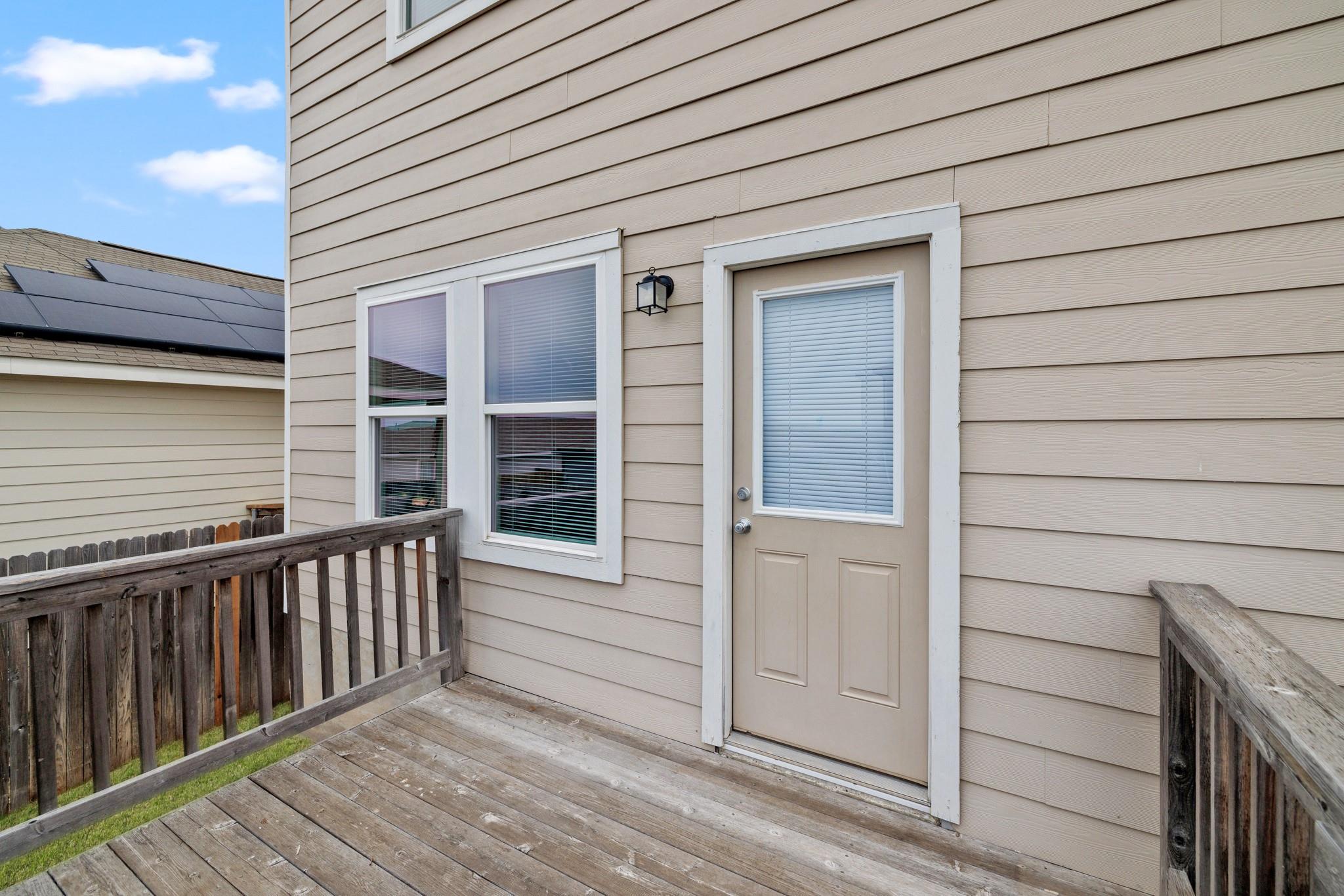 241 Night Riders Way, Jarrell, TX 76537