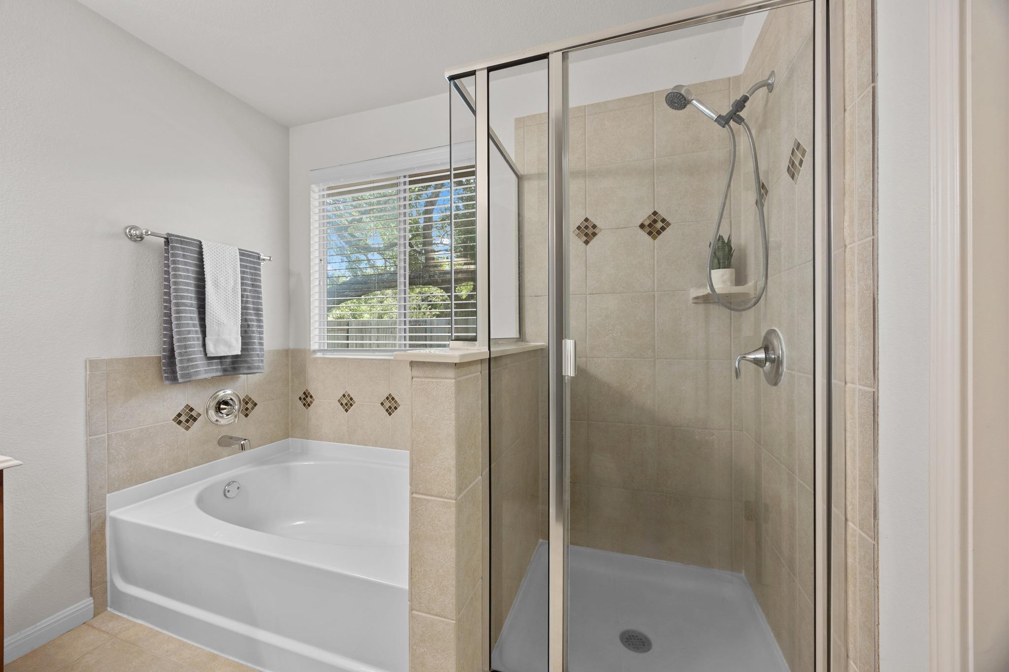 1317 Rimstone Dr, Cedar Park, TX 78613