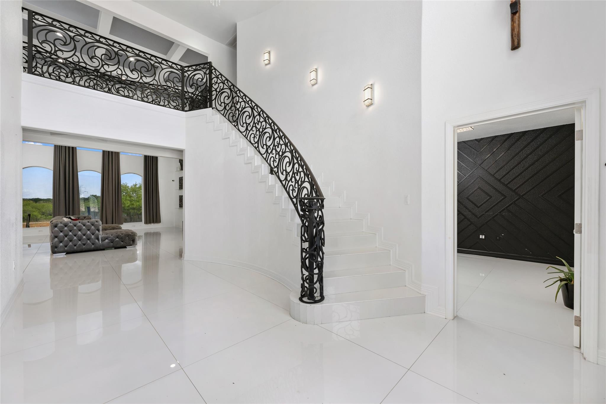 507 Rawhide Rd, Seguin, TX 78155