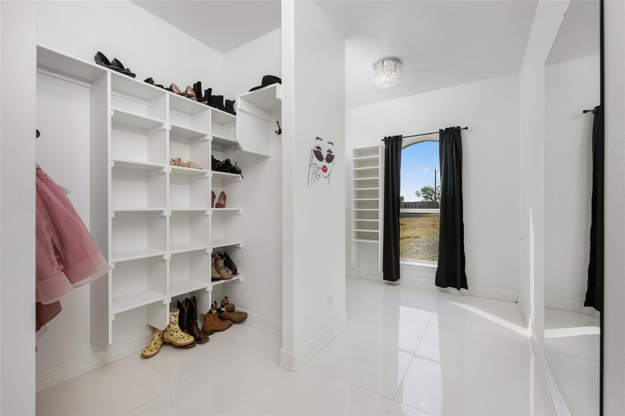 507 Rawhide Rd, Seguin, TX 78155