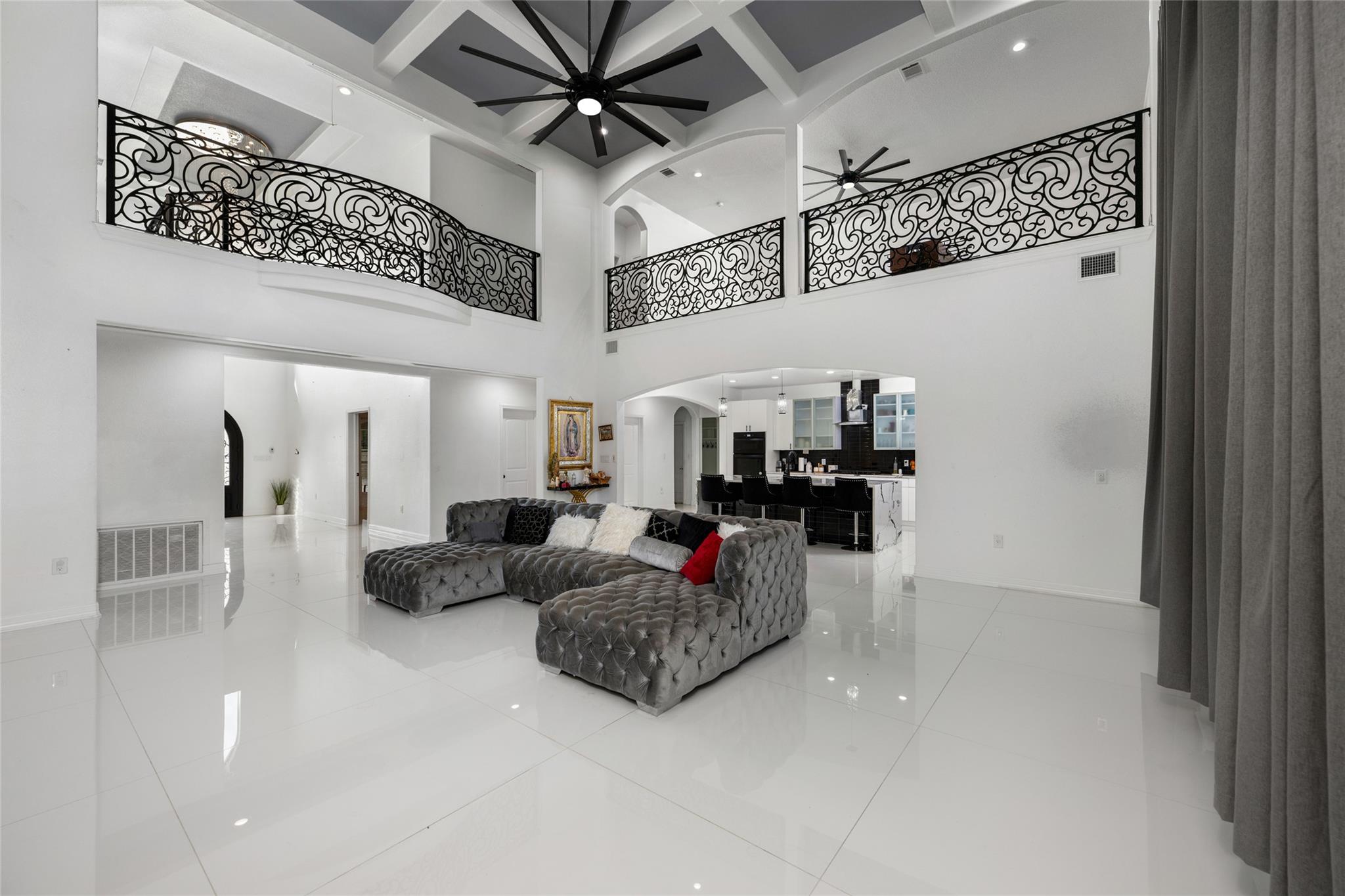 507 Rawhide Rd, Seguin, TX 78155