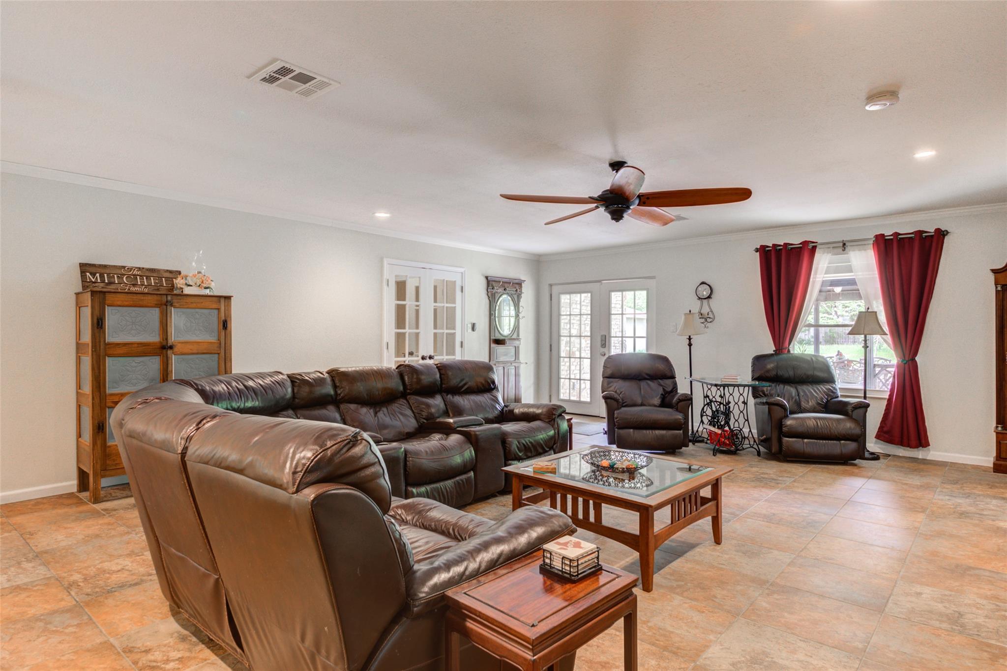 500 Buckaroo Trl, Buda, TX 78610