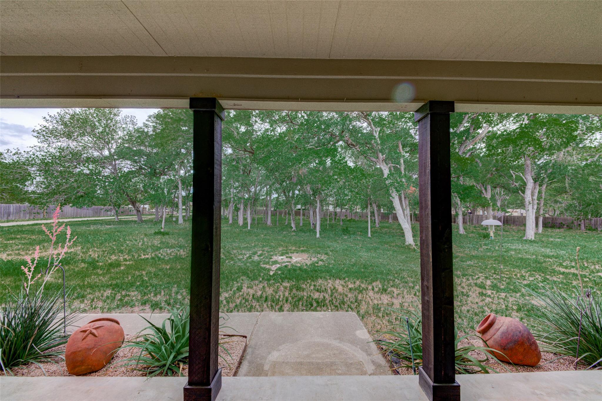 500 Buckaroo Trl, Buda, TX 78610