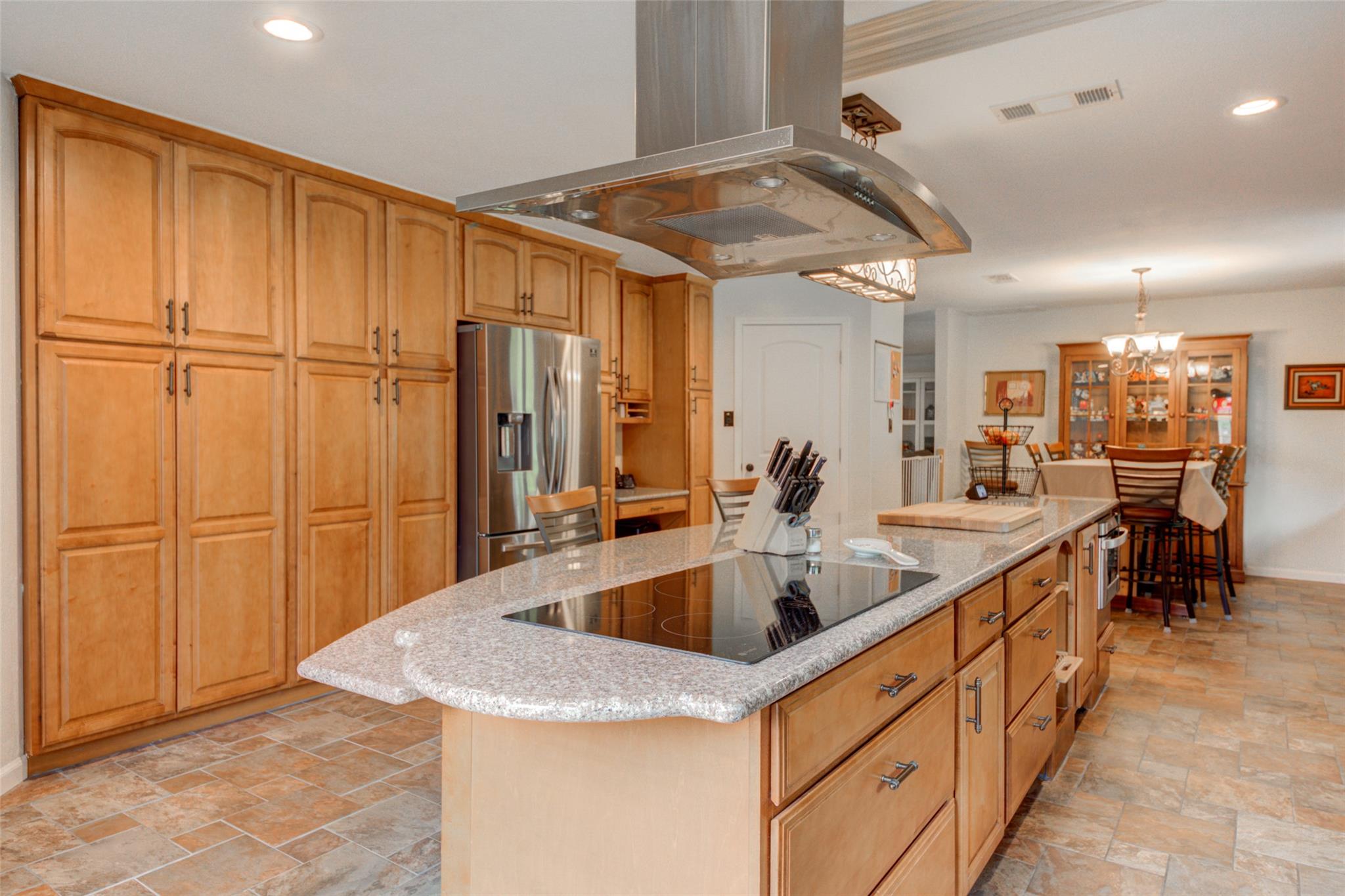 500 Buckaroo Trl, Buda, TX 78610