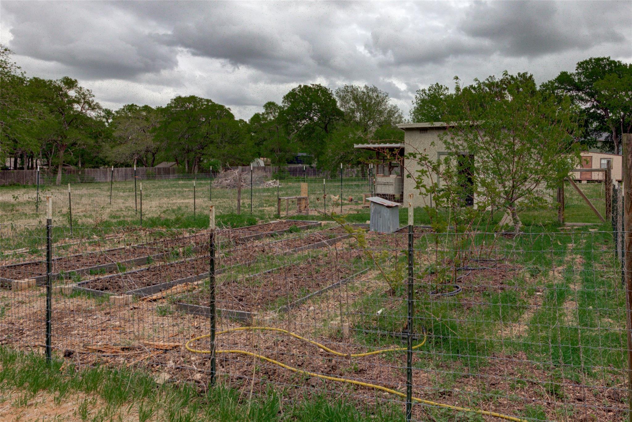 500 Buckaroo Trl, Buda, TX 78610