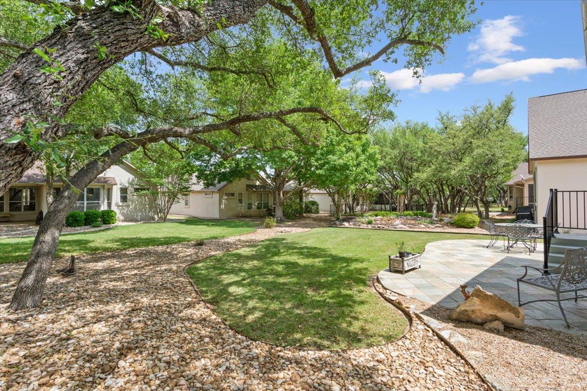 285 Whispering Wind Dr, Georgetown, TX 78633
