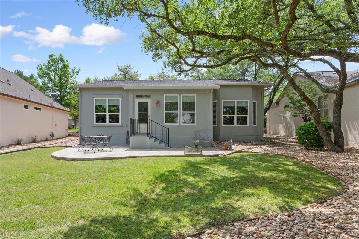 285 Whispering Wind Dr, Georgetown, TX 78633