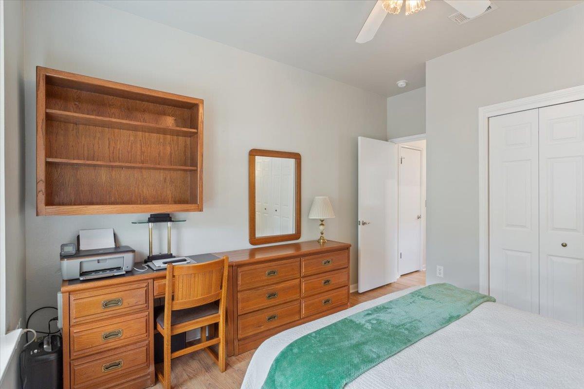 285 Whispering Wind Dr, Georgetown, TX 78633