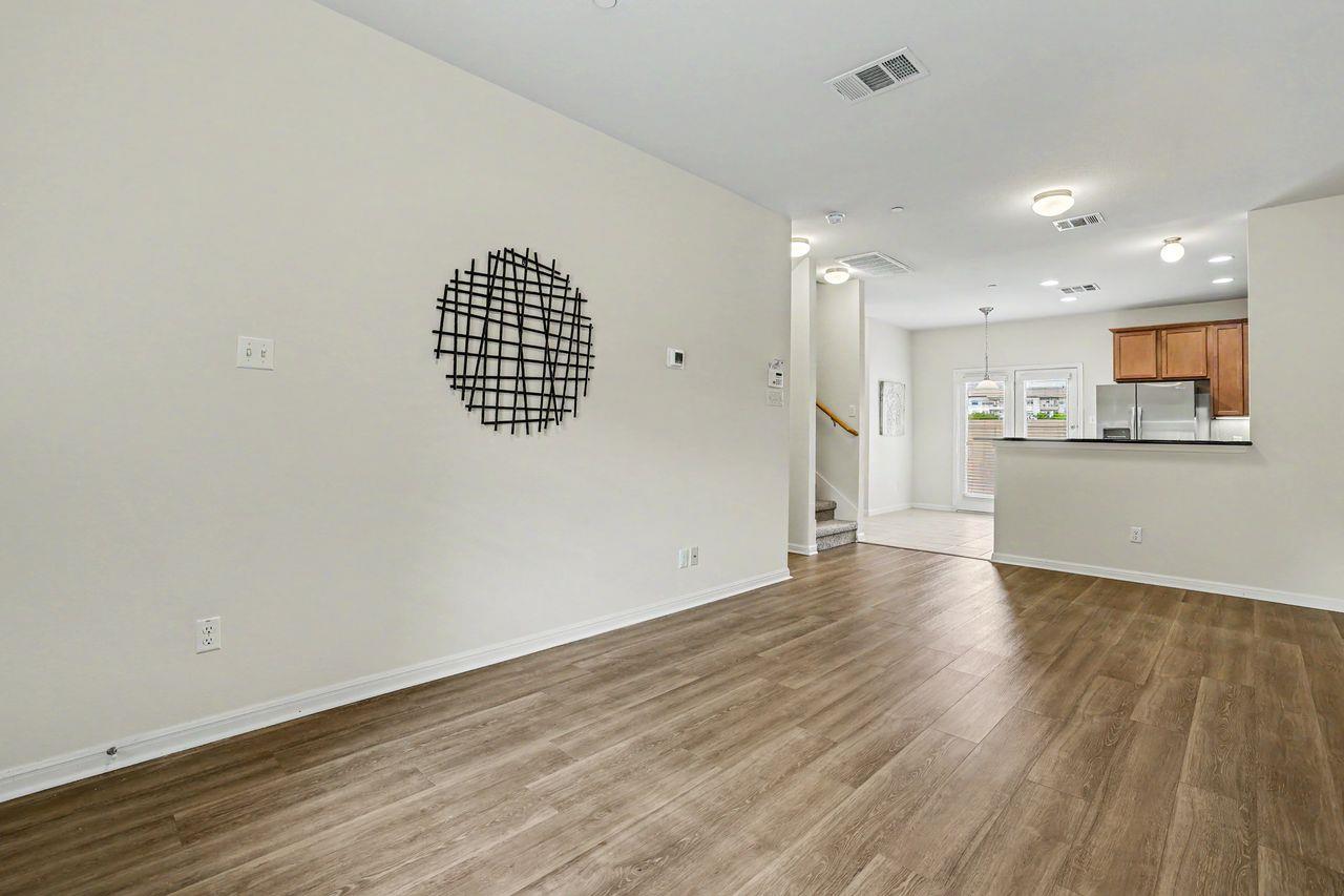 1900 Little Elm Trl # 37, Cedar Park, TX 78613