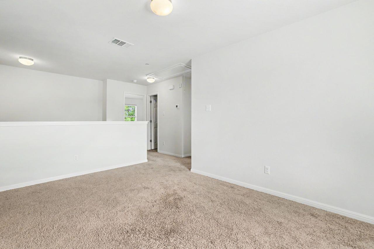 1900 Little Elm Trl # 37, Cedar Park, TX 78613