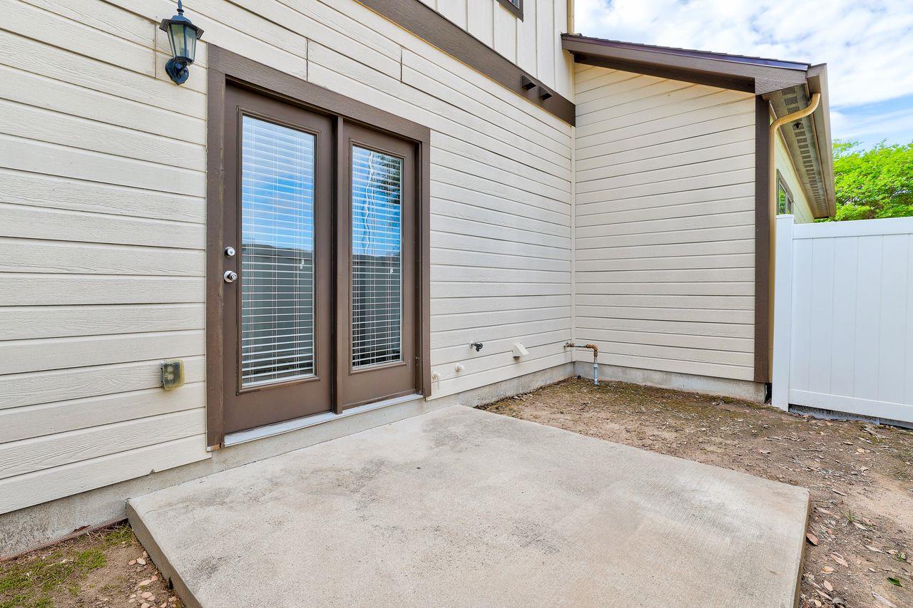 1900 Little Elm Trl # 37, Cedar Park, TX 78613