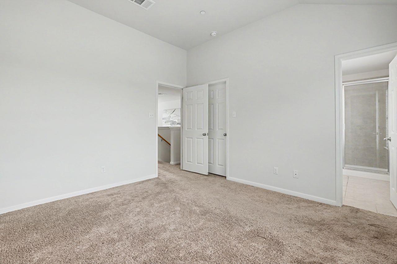 1900 Little Elm Trl # 37, Cedar Park, TX 78613