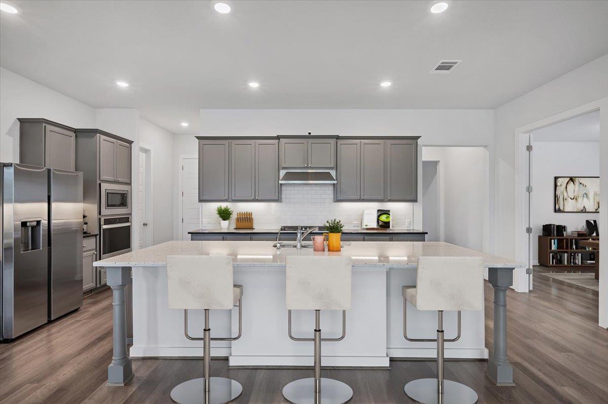 135 Independence Dr, Kyle, TX 78640