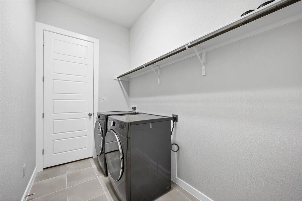 135 Independence Dr, Kyle, TX 78640