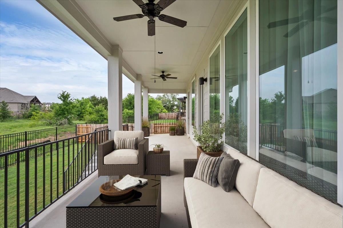 135 Independence Dr, Kyle, TX 78640