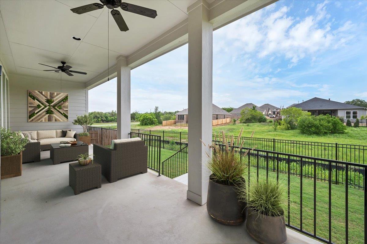 135 Independence Dr, Kyle, TX 78640