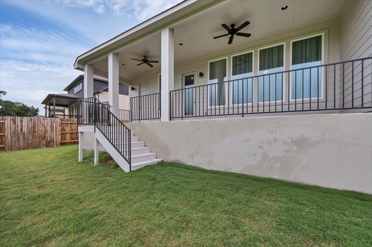 135 Independence Dr, Kyle, TX 78640