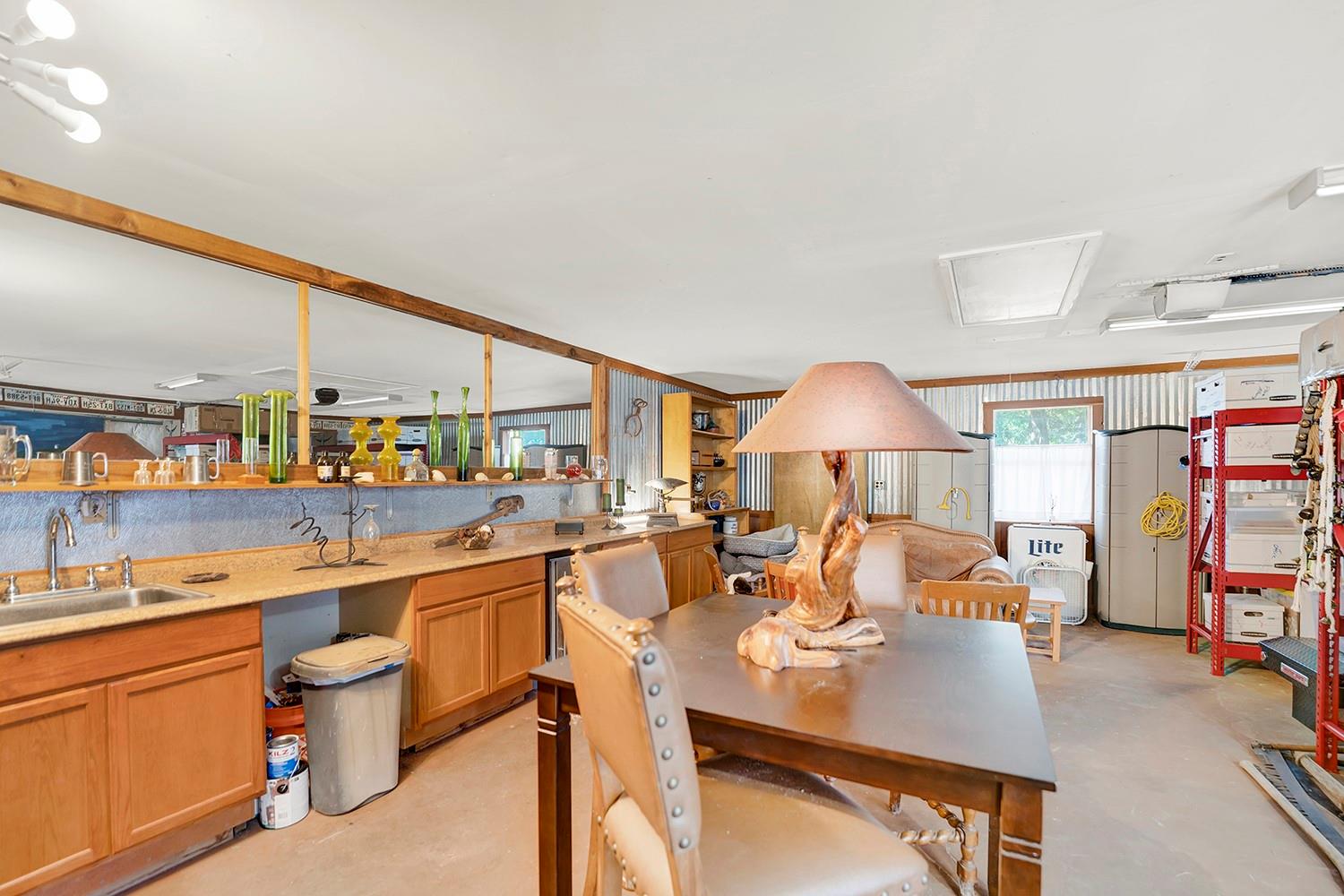 1106 Amanda, Canyon Lake, TX 78133