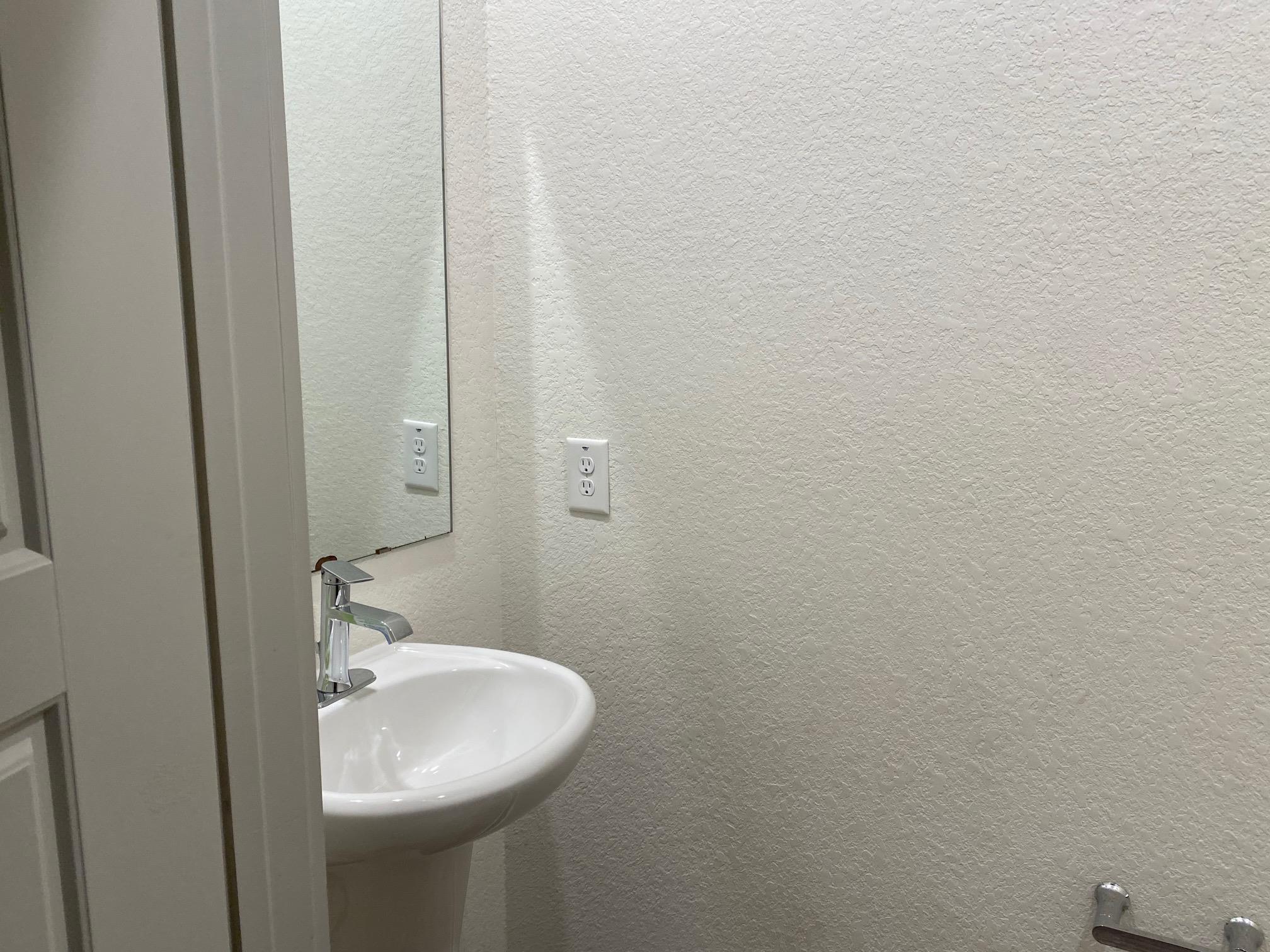 121 Parryi Cv, Leander, TX 78641