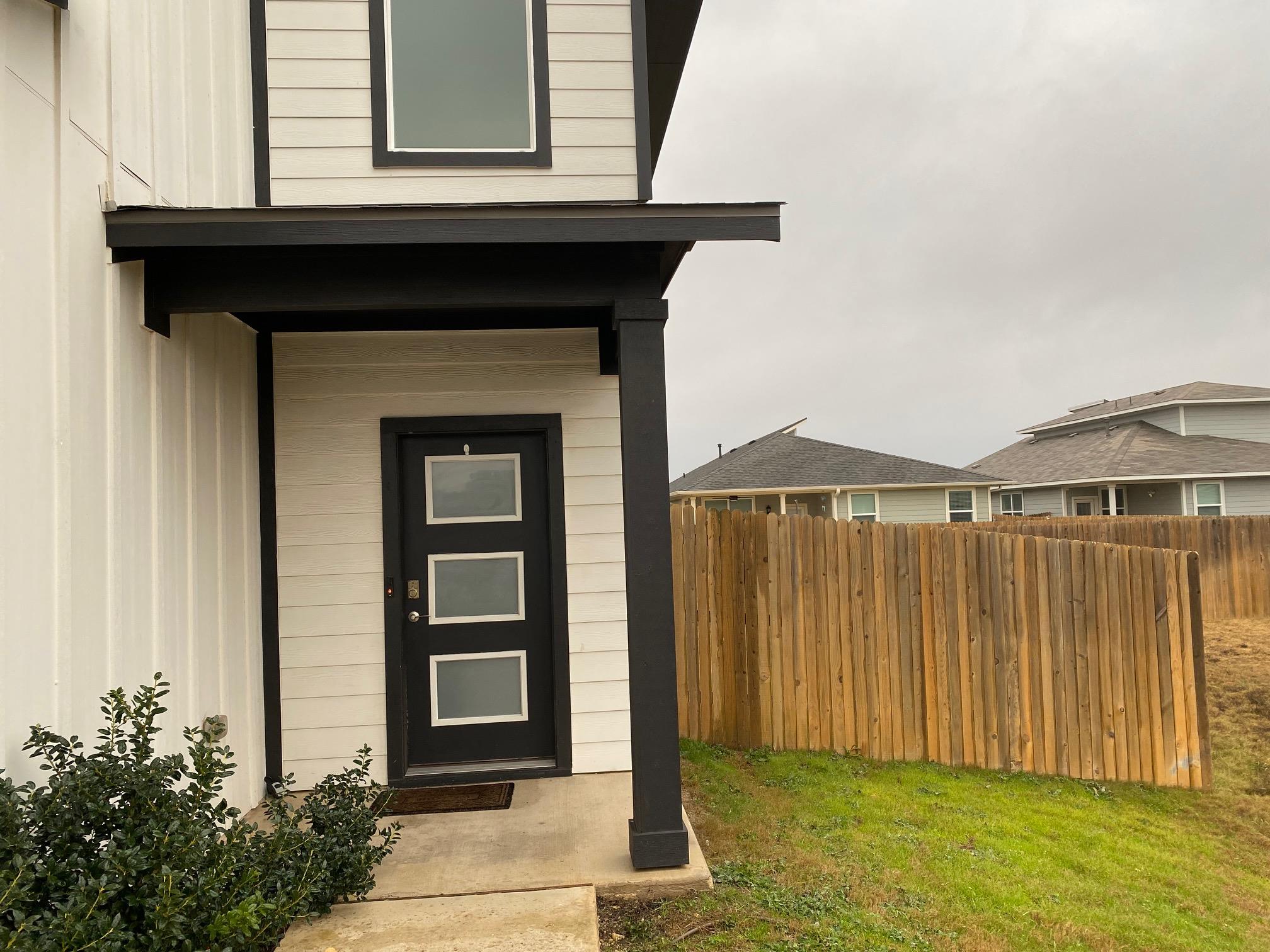 121 Parryi Cv, Leander, TX 78641