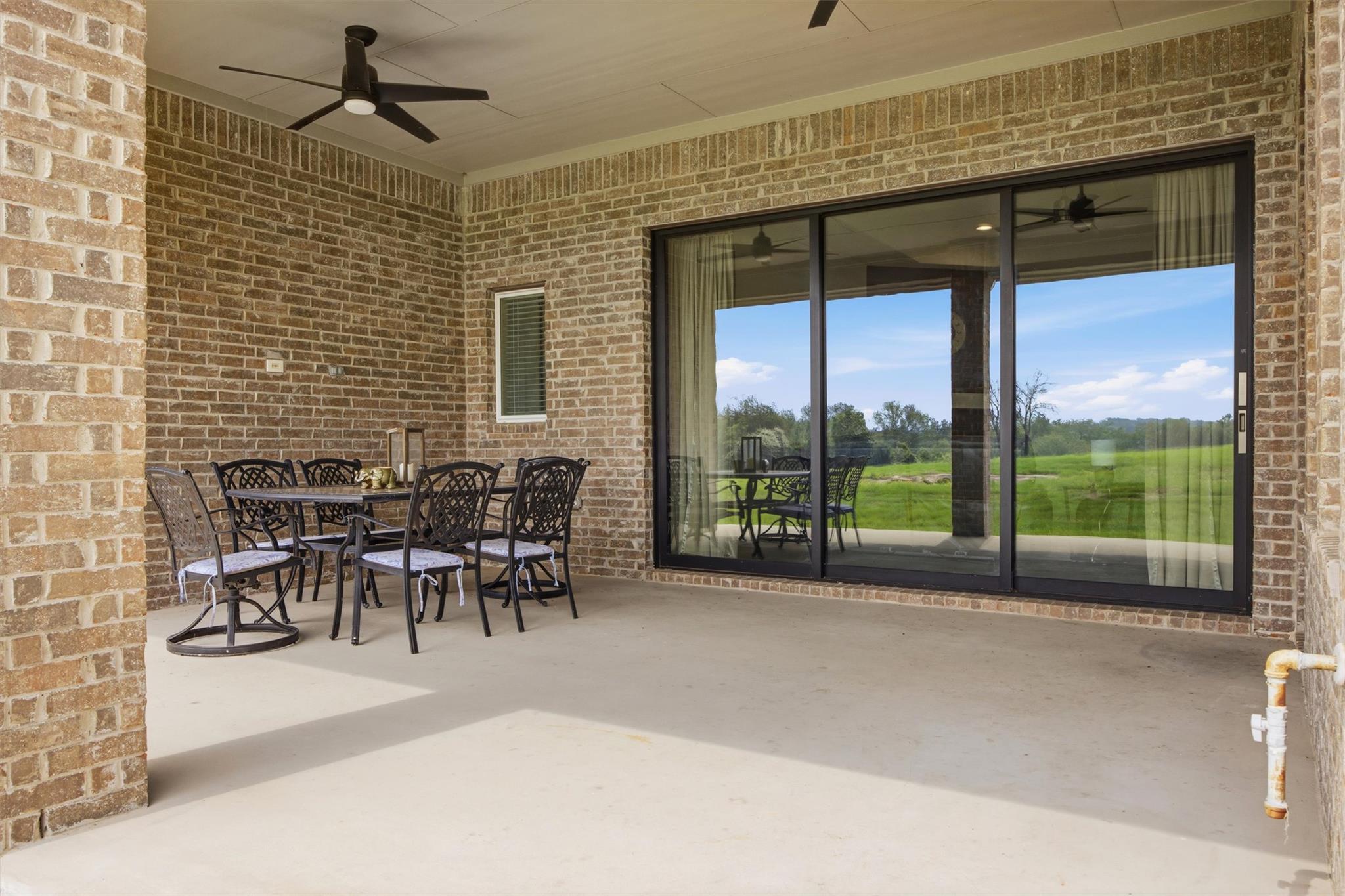 192 Raptor Beak Way, Cedar Creek, TX 78612