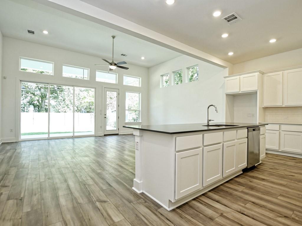 402 Zennia St, Austin, TX 78751