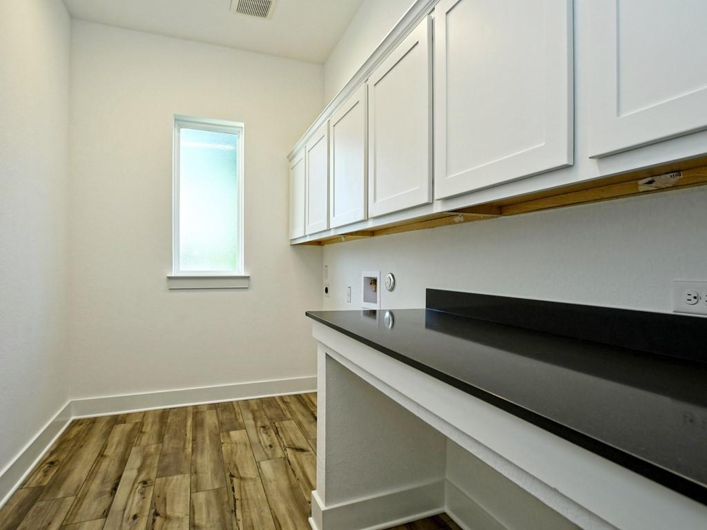 402 Zennia St, Austin, TX 78751