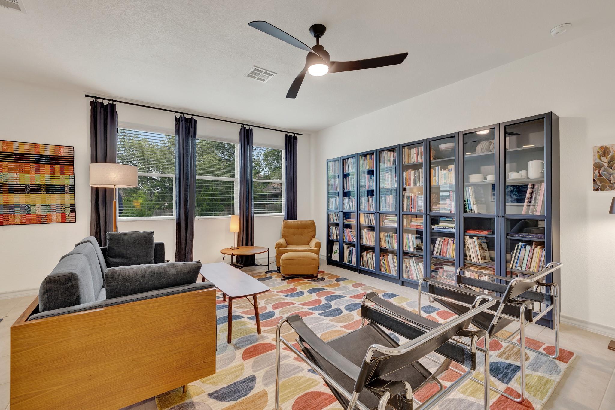 236 Mary Max Cir, San Marcos, TX 78666