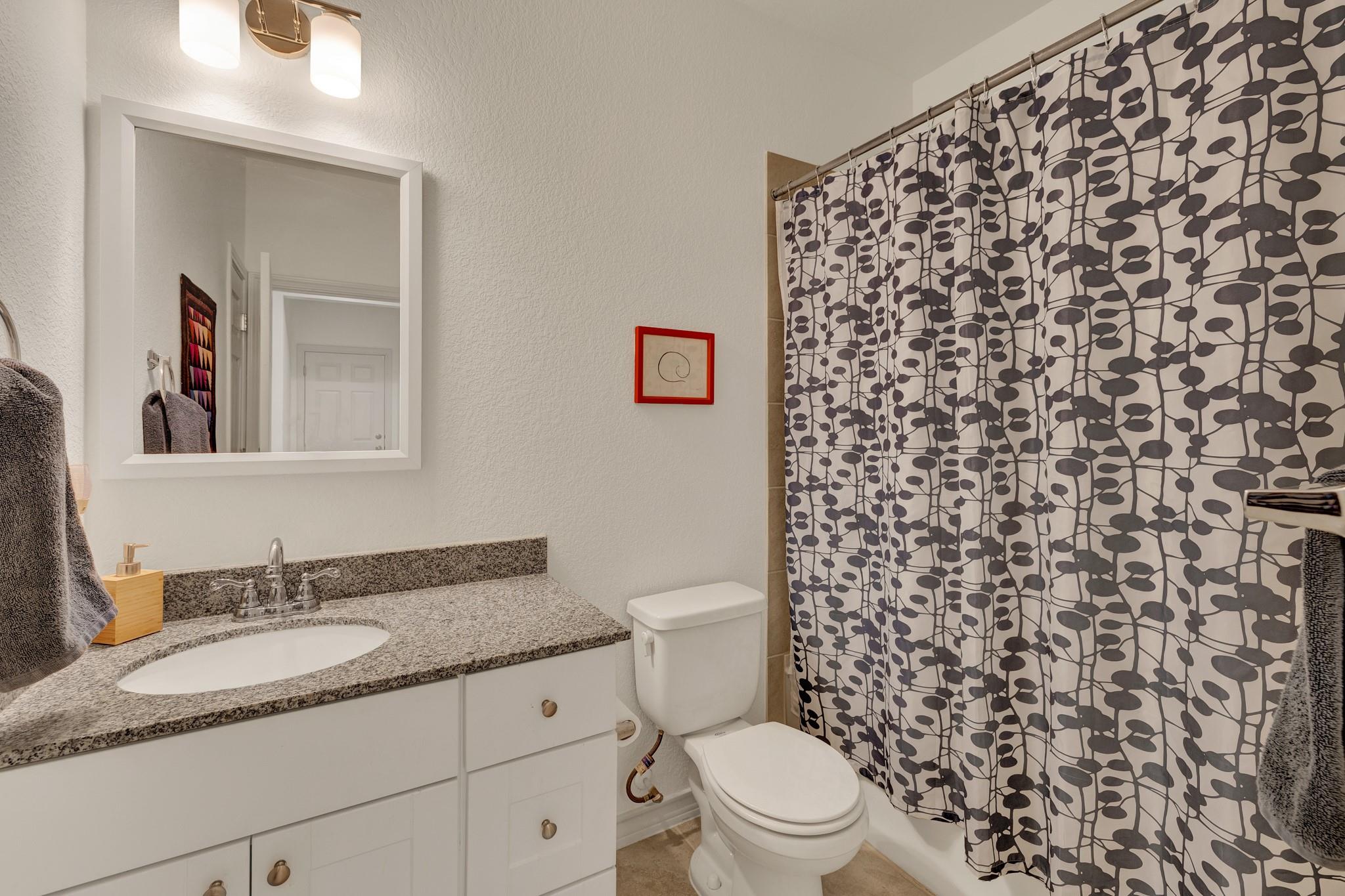 236 Mary Max Cir, San Marcos, TX 78666