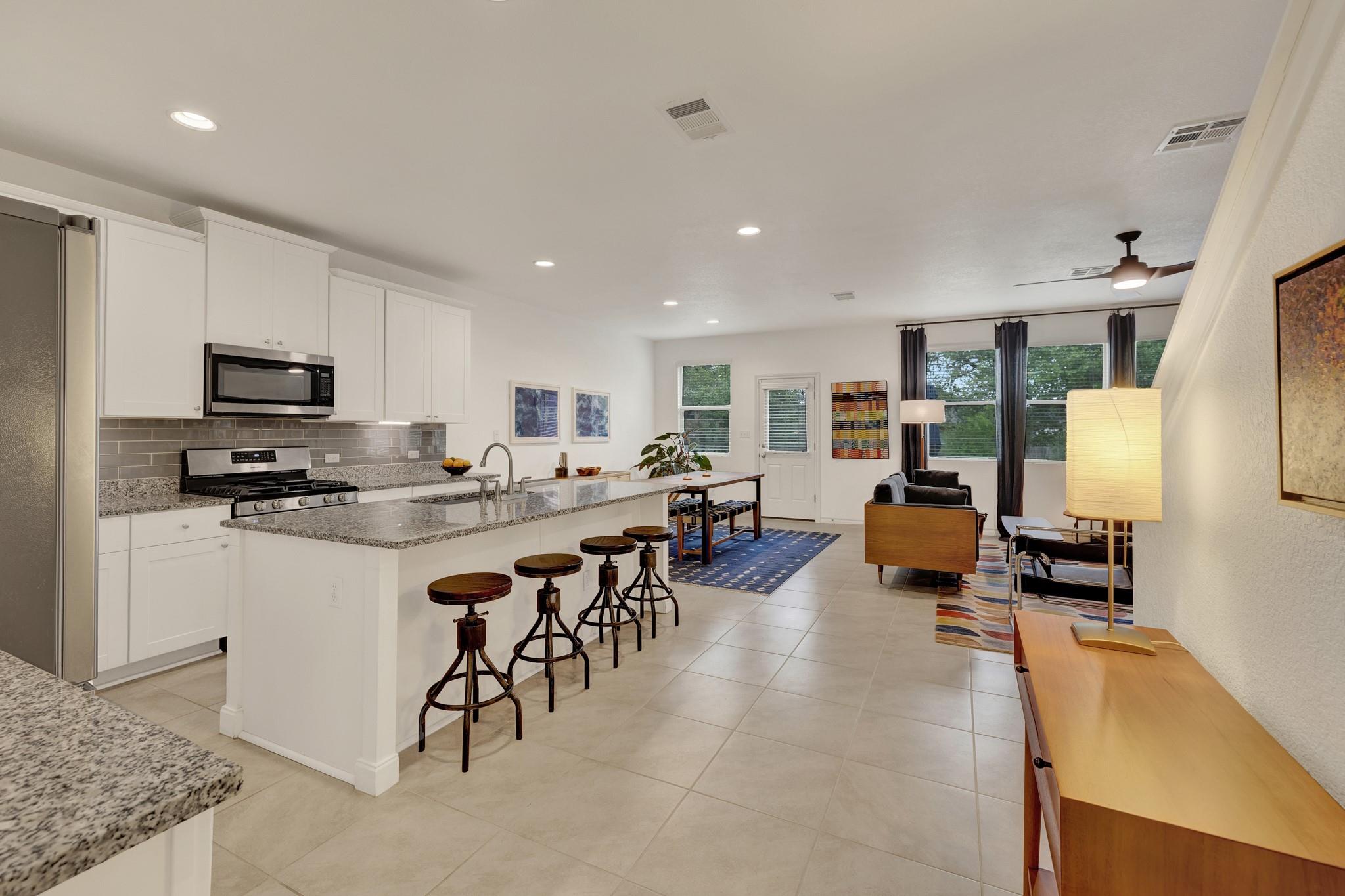 236 Mary Max Cir, San Marcos, TX 78666