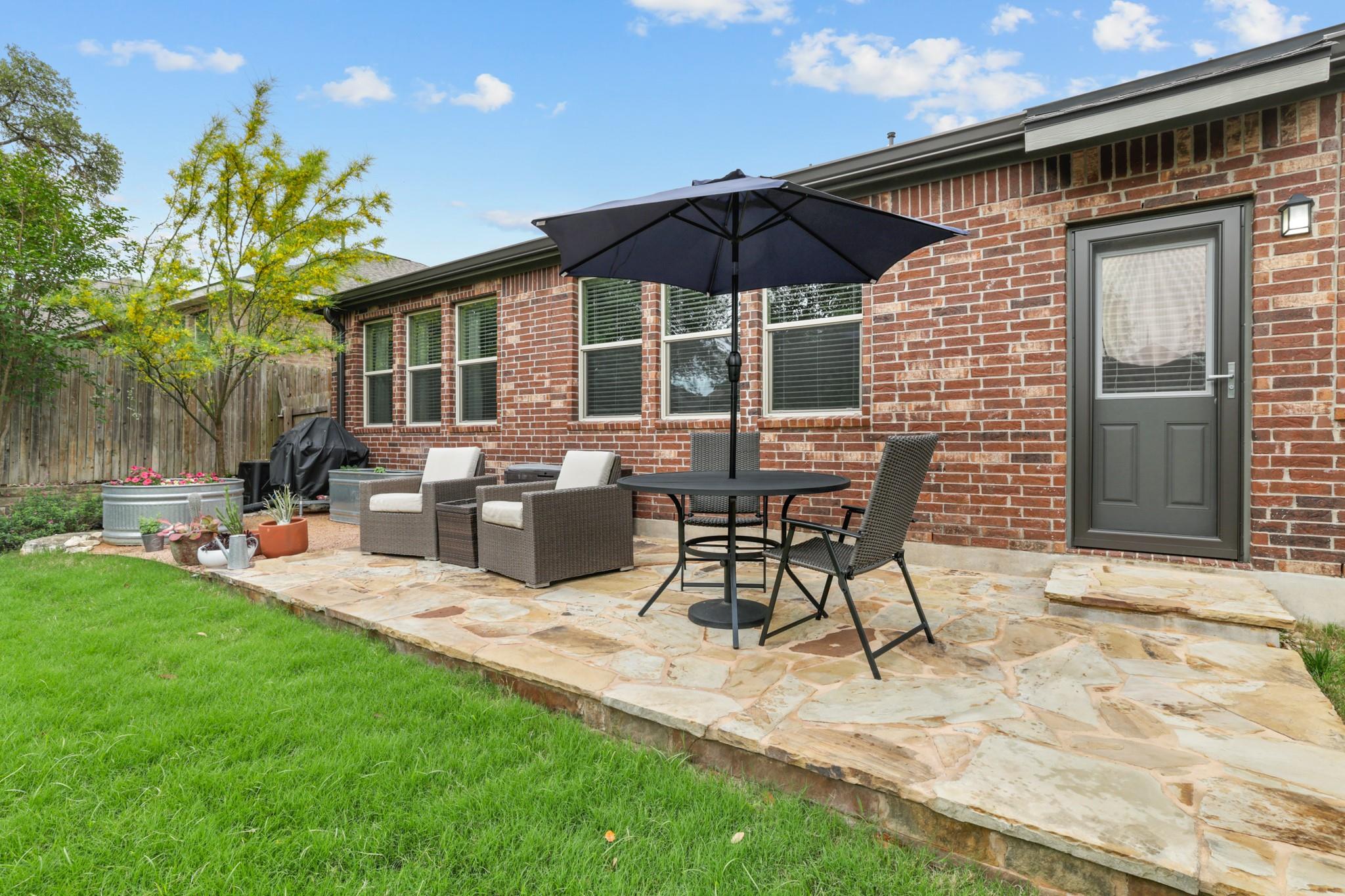 236 Mary Max Cir, San Marcos, TX 78666