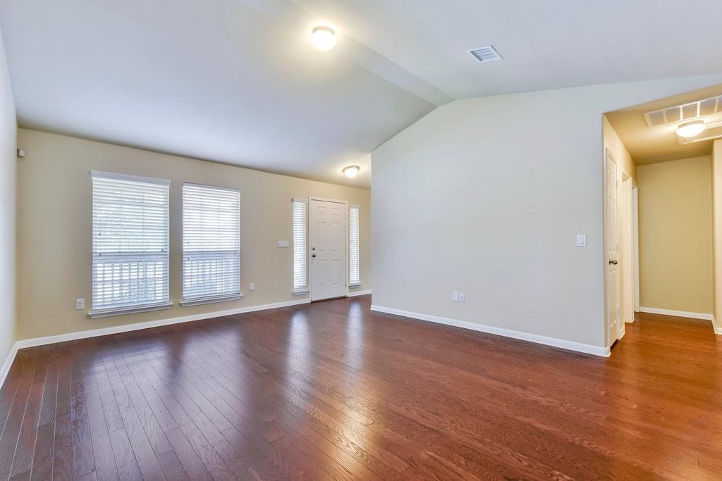 18401 NE FRIENDSHIP HILL Dr, Pflugerville, TX 78660