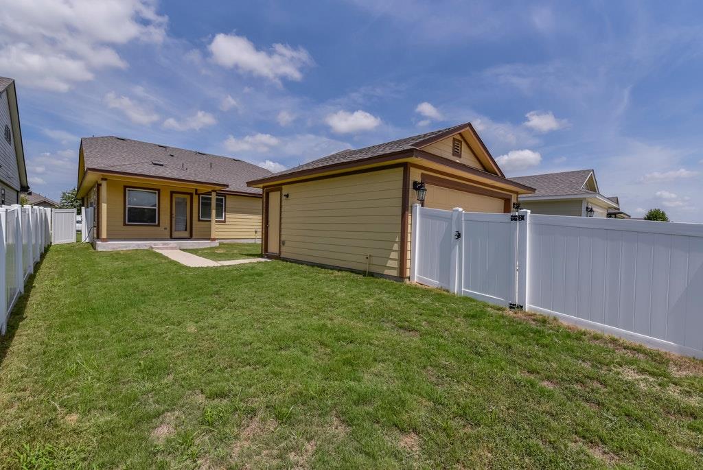 18401 NE FRIENDSHIP HILL Dr, Pflugerville, TX 78660