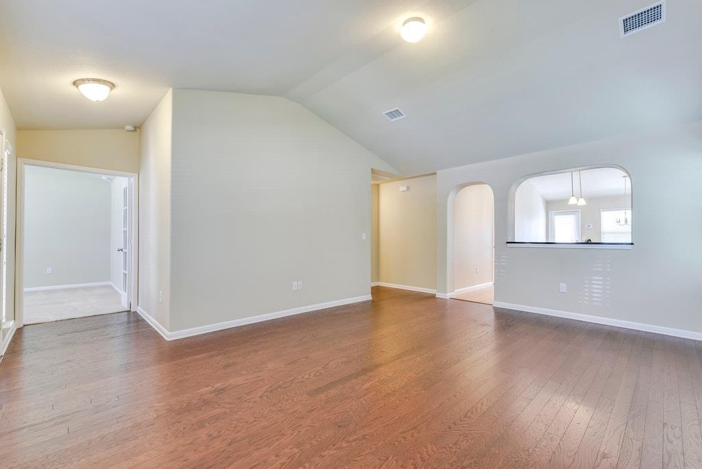 18401 NE FRIENDSHIP HILL Dr, Pflugerville, TX 78660