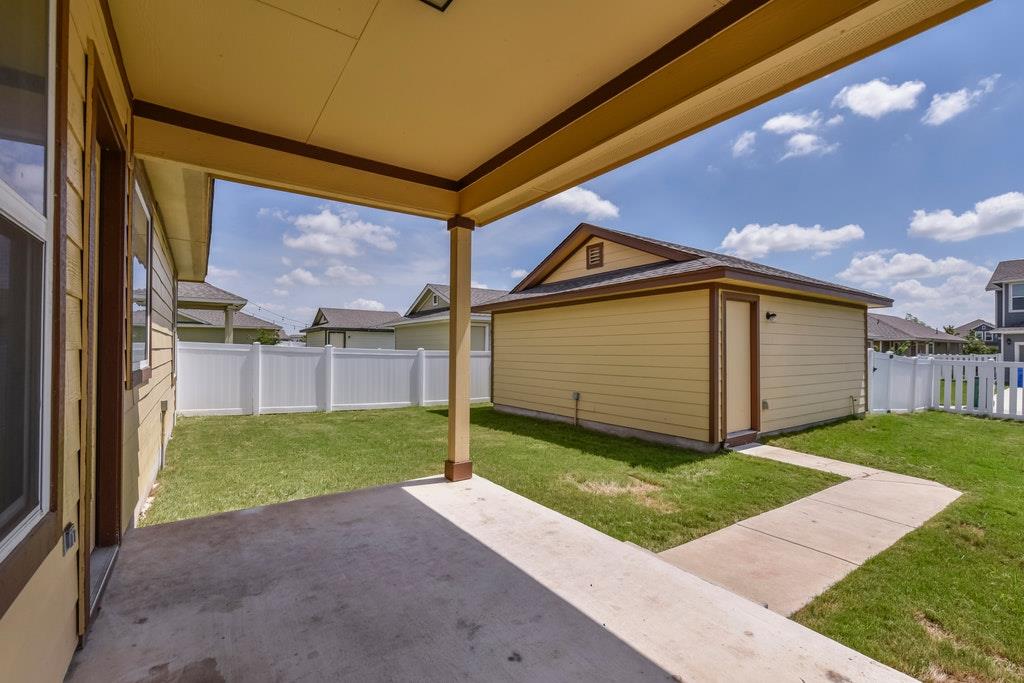 18401 NE FRIENDSHIP HILL Dr, Pflugerville, TX 78660