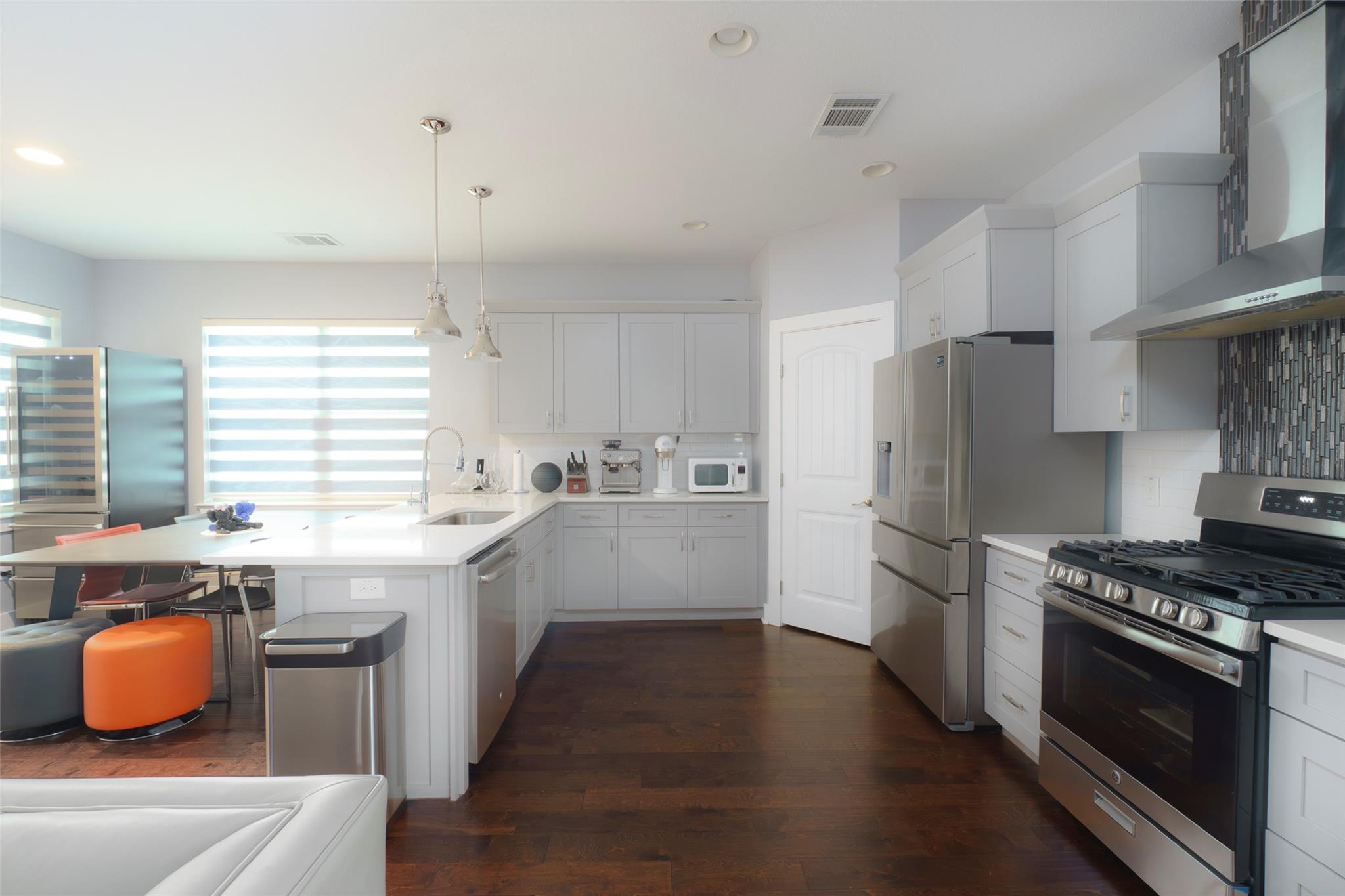 302 Delmar Ave # B, Austin, TX 78752