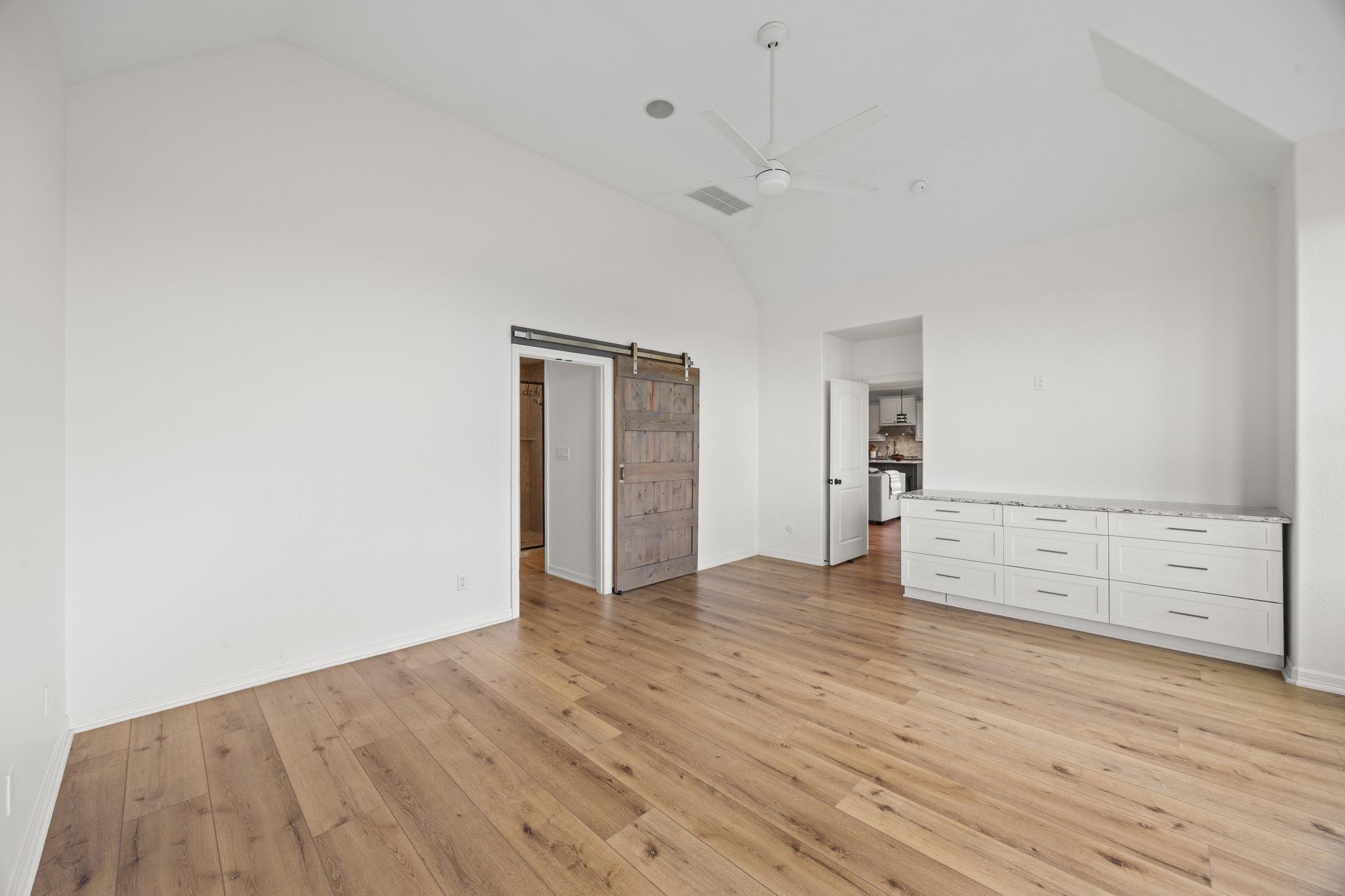 366 Mirafield Ln, Austin, TX 78737