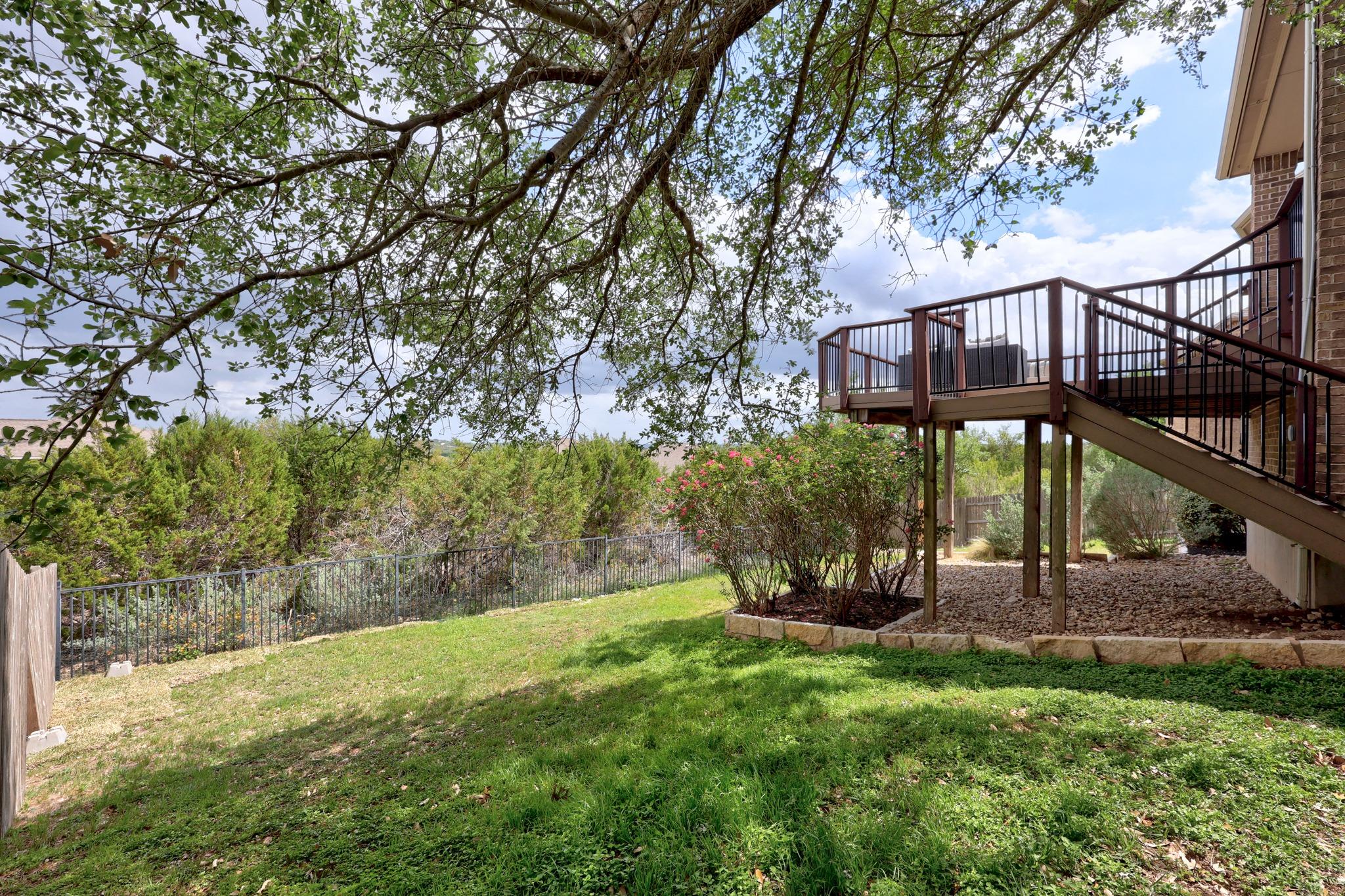366 Mirafield Ln, Austin, TX 78737