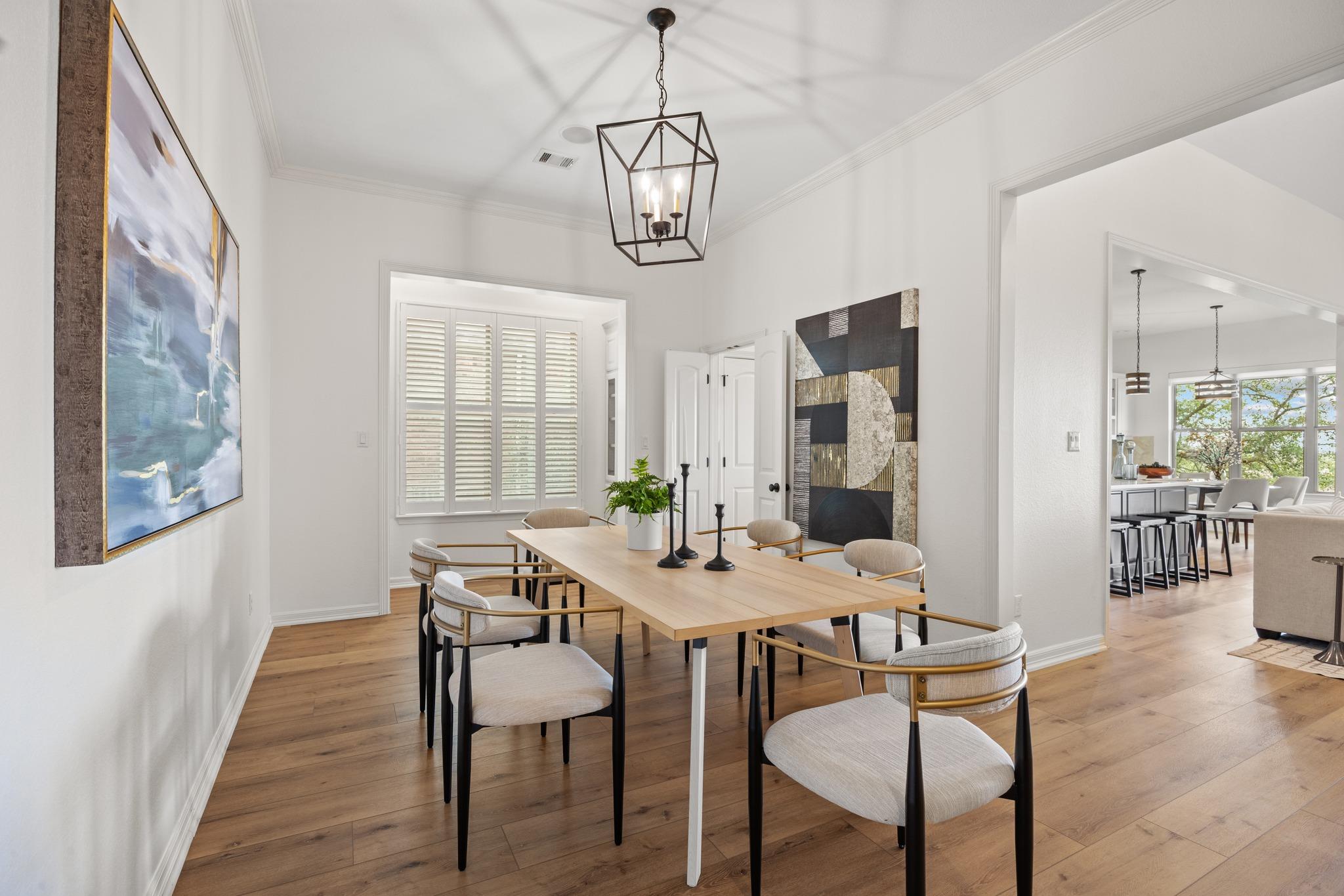 366 Mirafield Ln, Austin, TX 78737