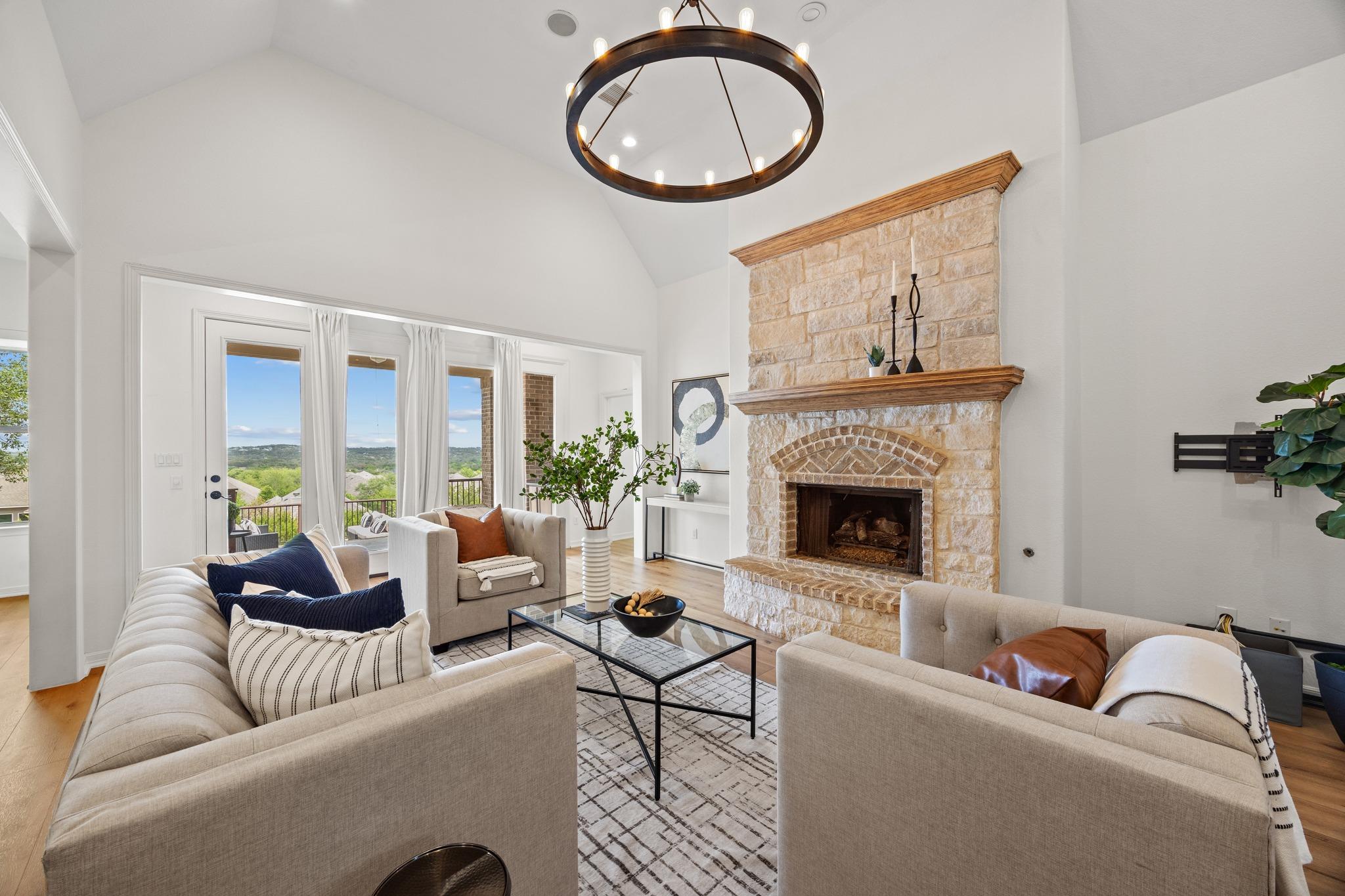366 Mirafield Ln, Austin, TX 78737