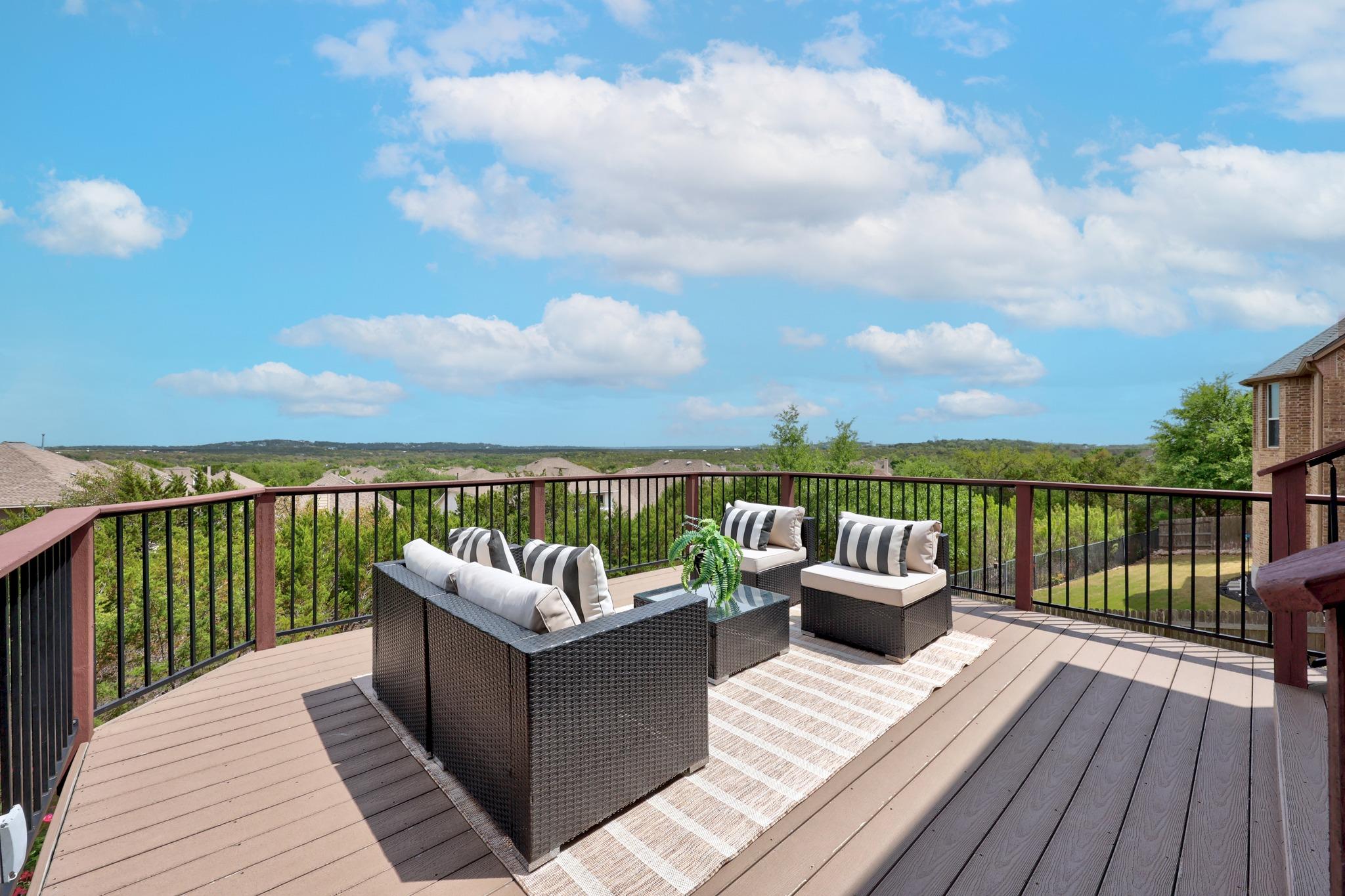 366 Mirafield Ln, Austin, TX 78737