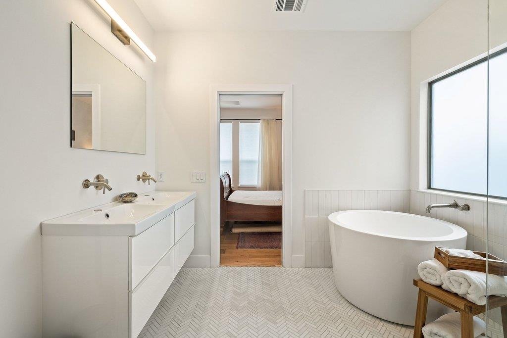 8616 Ipswich Bay Dr, Austin, TX 78747