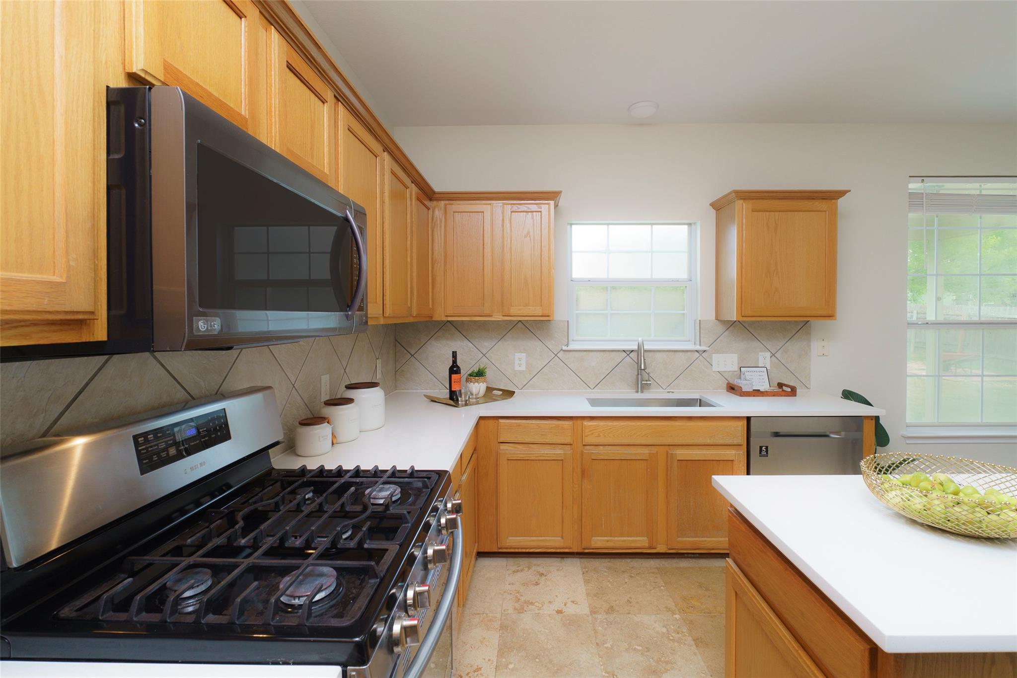 17315 Zola Ln, Round Rock, TX 78664