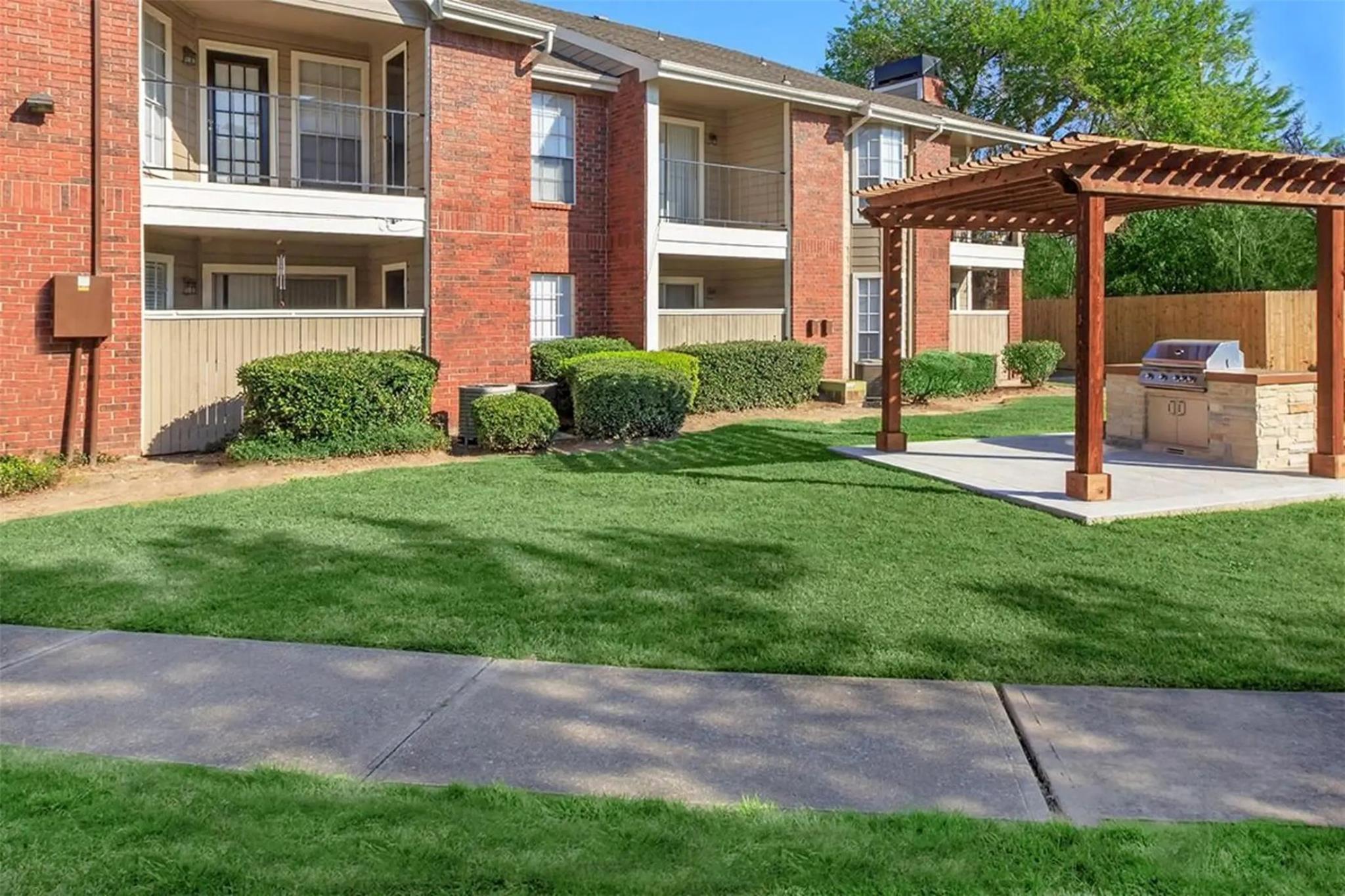 8110 Creekbend Dr # 616, Houston, TX 77071