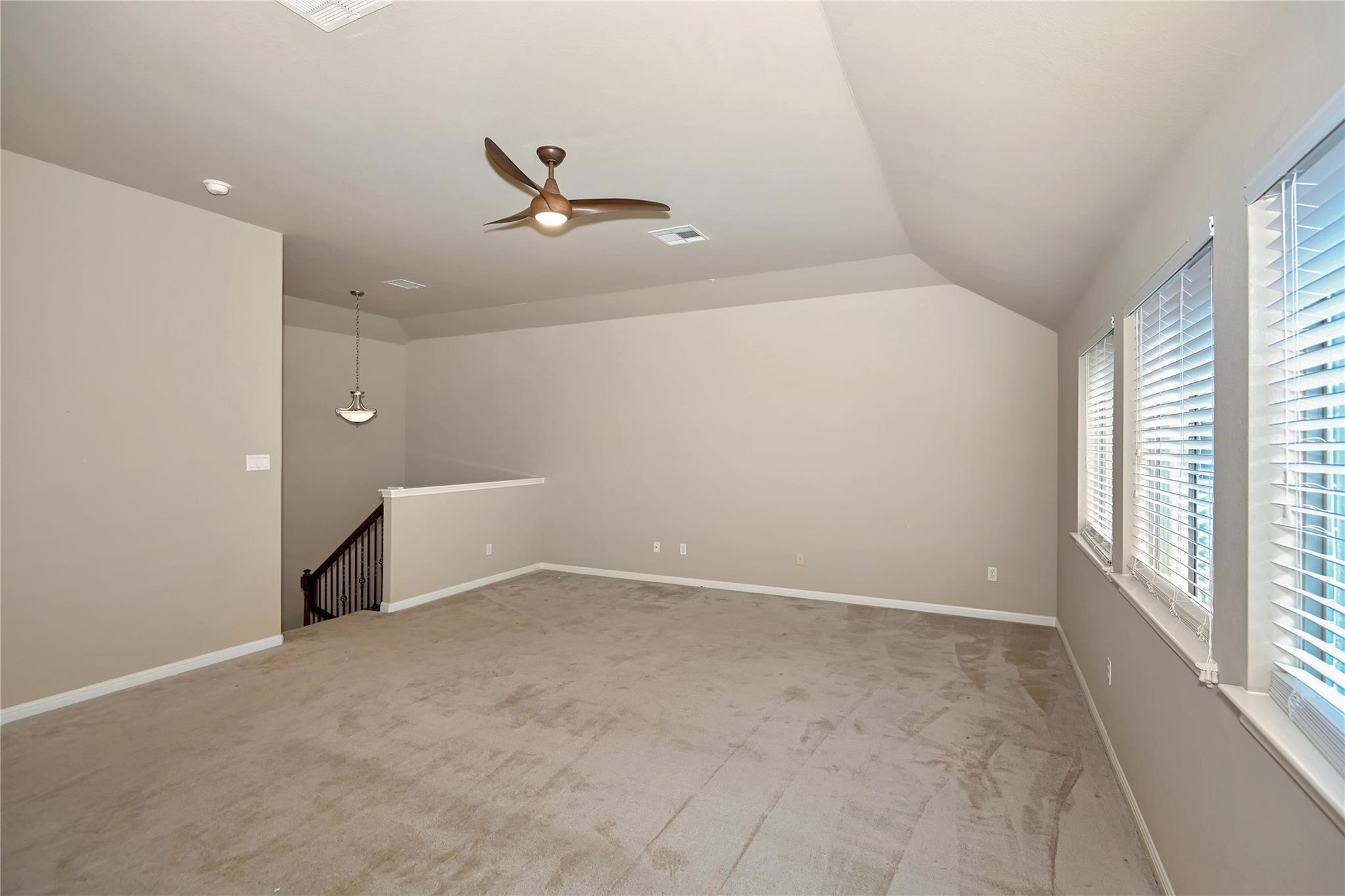 1915 Kempwood Loop, Round Rock, TX 78665