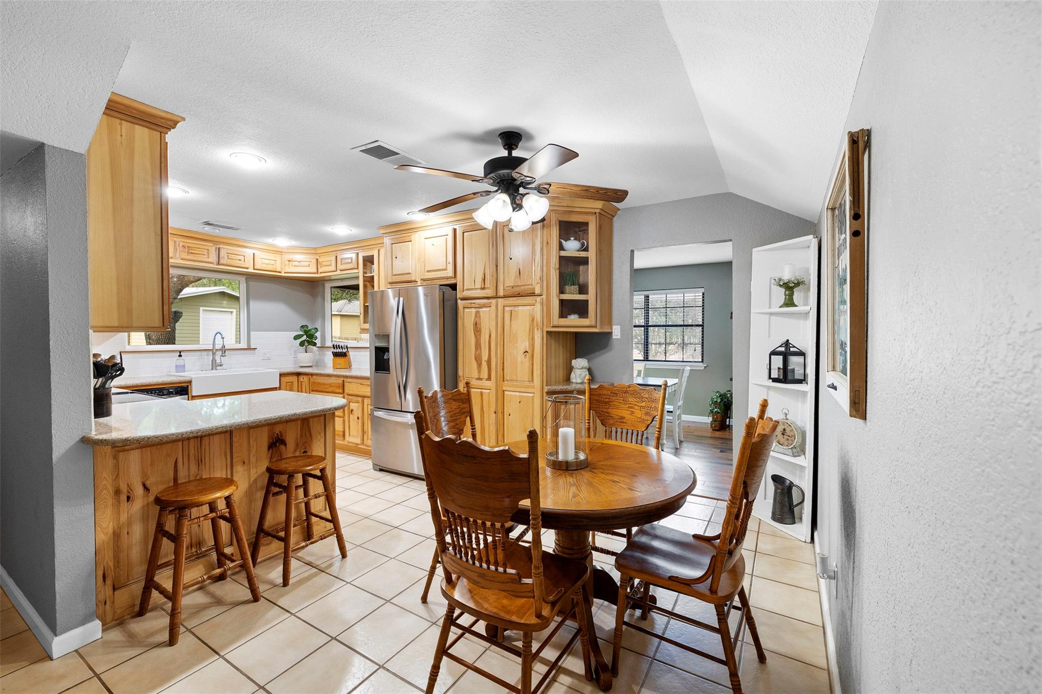 208 Willet Dr, Buda, TX 78610