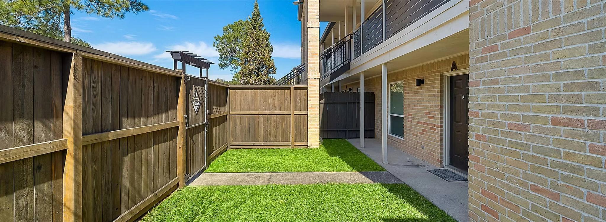 16311 Luzerne Dr # L330D, Houston, TX 77070